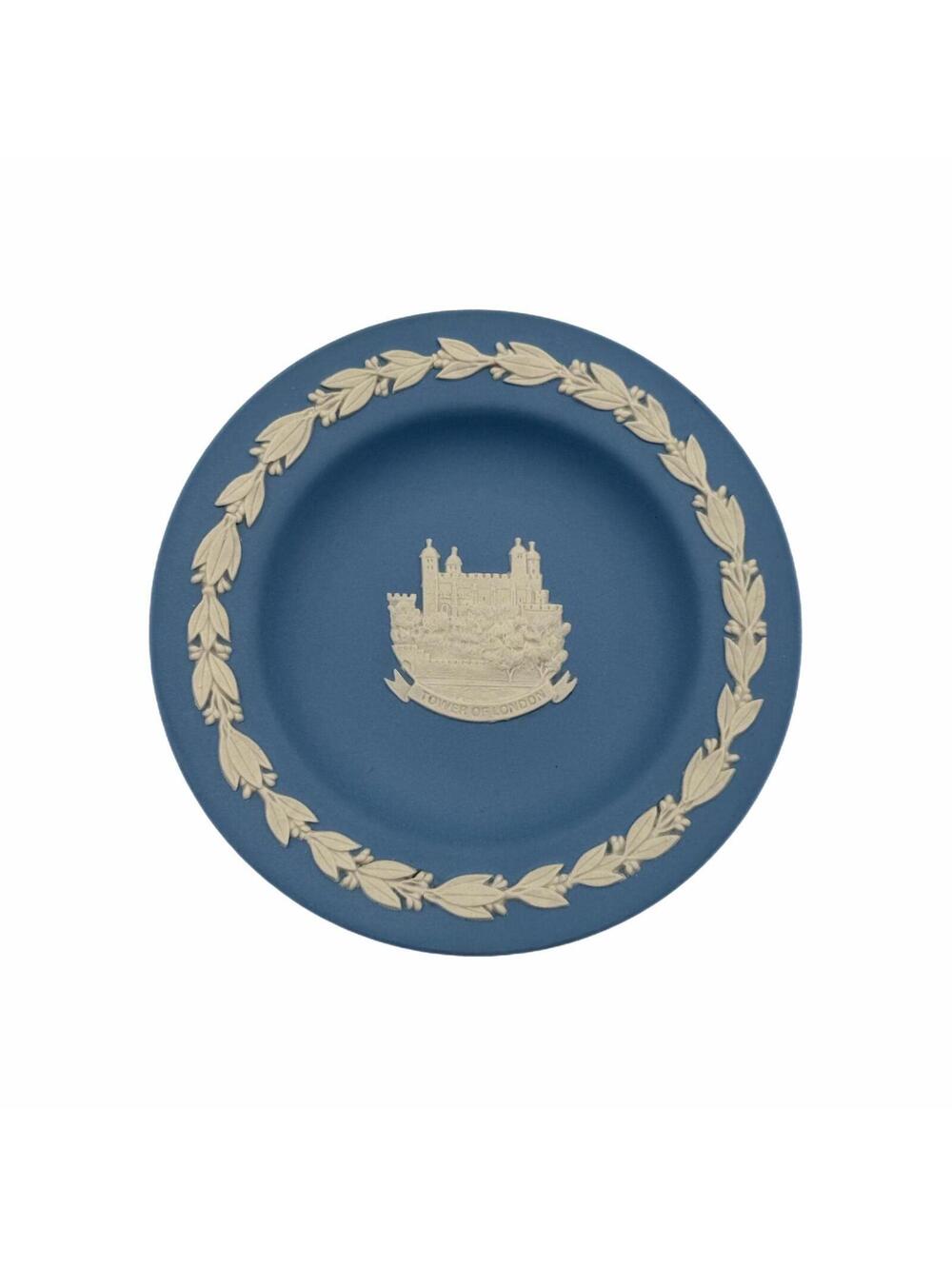 Vintage Wedgwood Blue Jasperware 4.5” Round “Tower of London” Plate / Dish